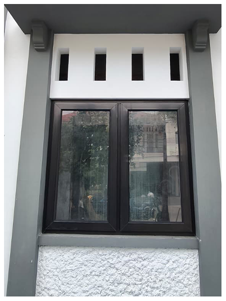 jendela top hung hitam 2